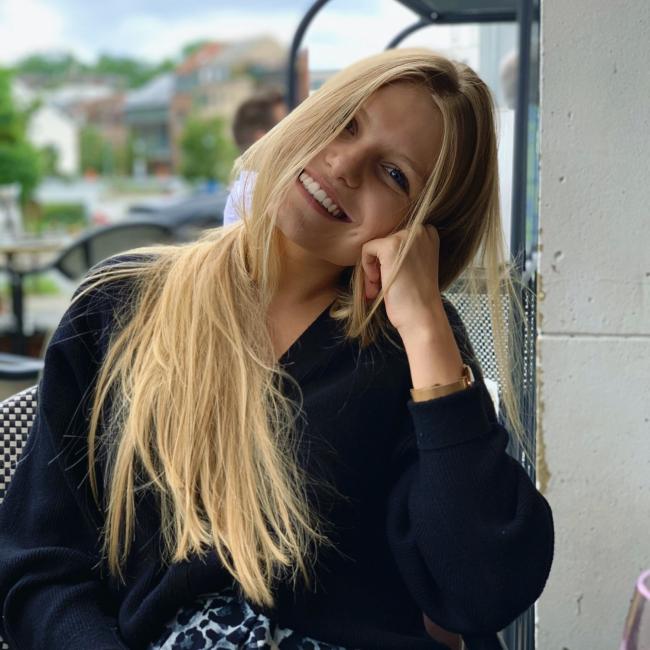 Barnvakt i Uccle: Jennifer