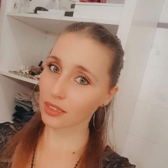 Job de garde d'enfants à Lons-le-Saunier: Alison