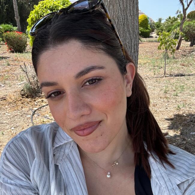 Babysitter στην περιοχή Άγιος Δομέτιος: Eleni
