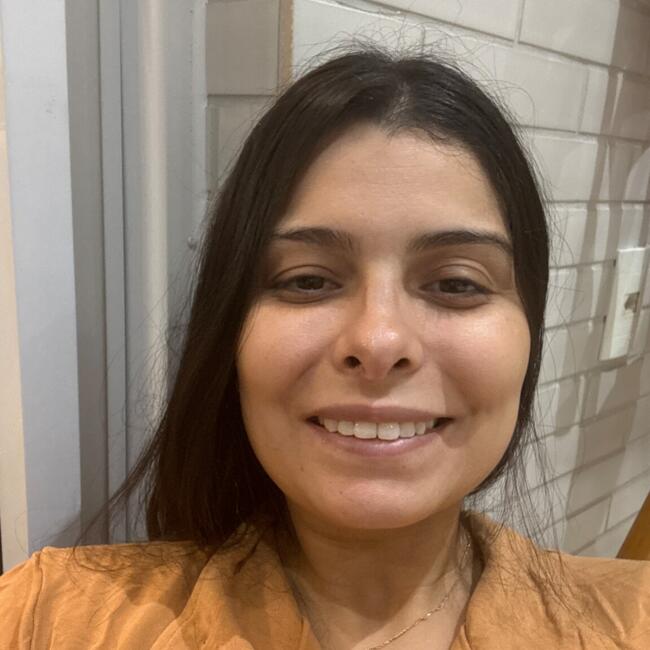 Emprego de babá em São Paulo: Carolina