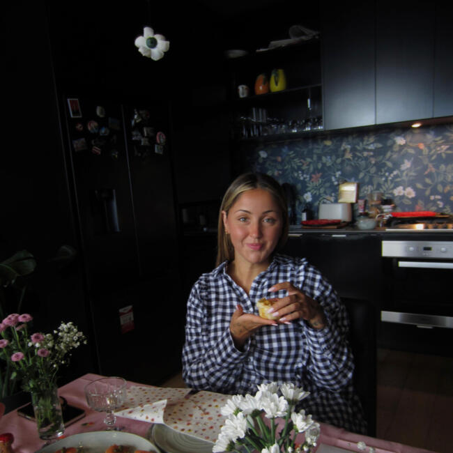 Babysitter in Melbourne: Charlotte