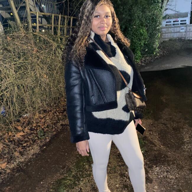 Babysitting job in Orpington: Tiarna