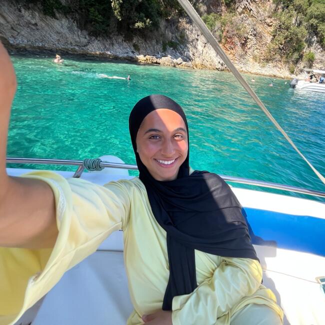 Babysitter in Montignies-sur-Sambre: Farah