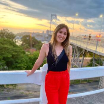 Trabajo para niñera en Santiago de Chile: trabajo de niñera Catalina