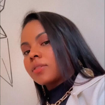 Babá Valparaíso de Goiás: Juliana