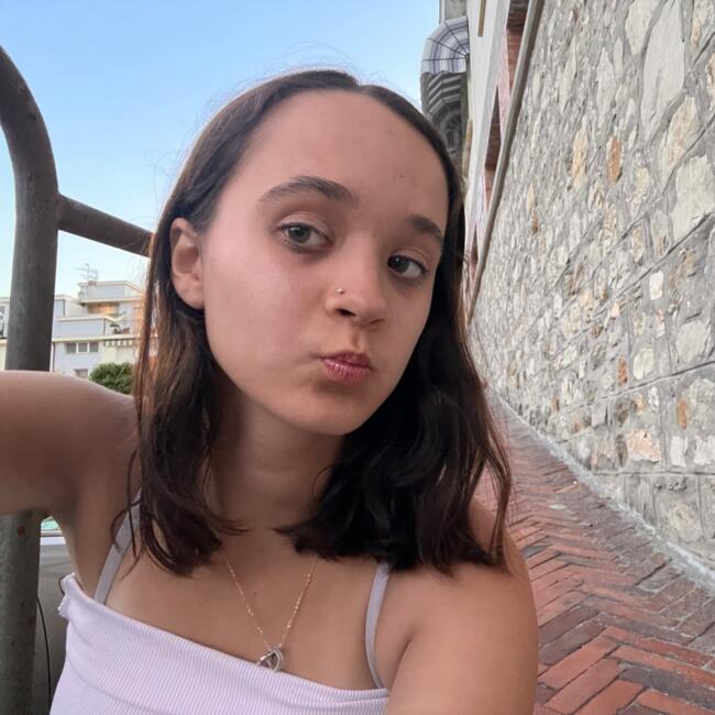 Babysitter a Carate Brianza: Gloria