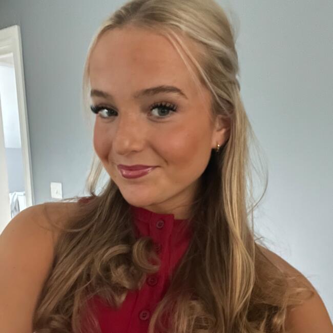 Babysitter in Billericay: Annie