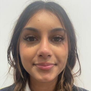 Babysitter in Hong Kong: Anaaya