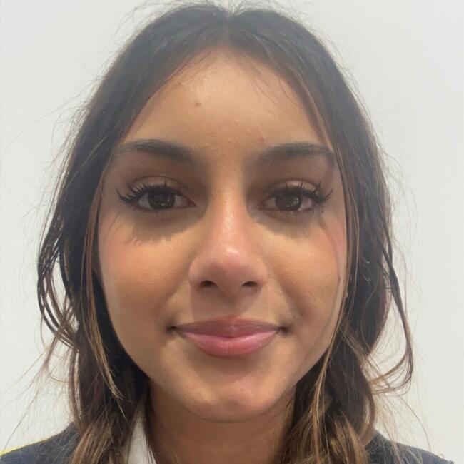 位於香港島的臨時保母: Anaaya