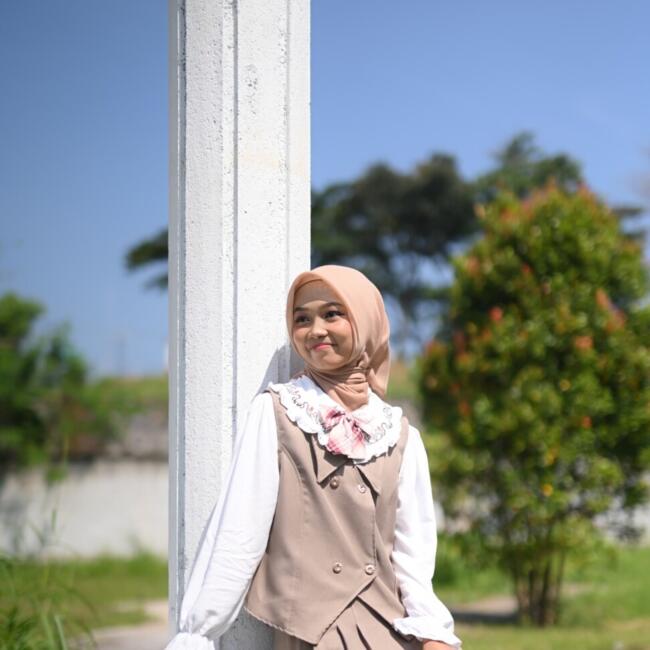 Babysitter di Cianjur: Ainun