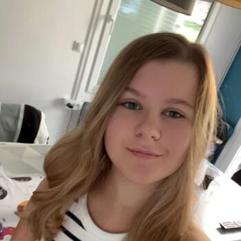 Baby-sitter Lambres-lez-Douai: Elina