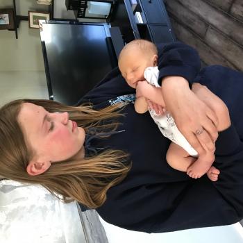 Baby-sitter in Cochrane: Cassidy