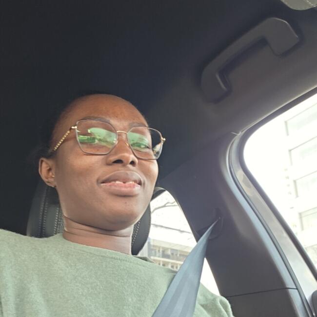 Babysitting job in Gland: Mina