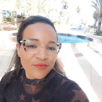 Babá em Itapema: Kamila de Aquino