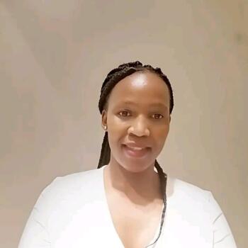 Babysitter Cape Town: Phumza