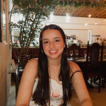 Babá em Arcoverde: Leticia