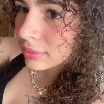 Babá em Belo Horizonte: Monique Vitória