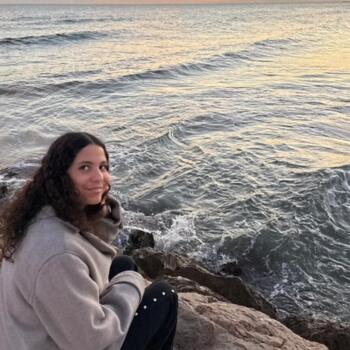 Babysitter in Valladolid: Carla