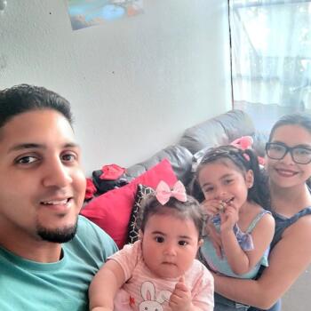 Trabajo para niñera en Viña del Mar: trabajo de niñera Sarahi Salinas