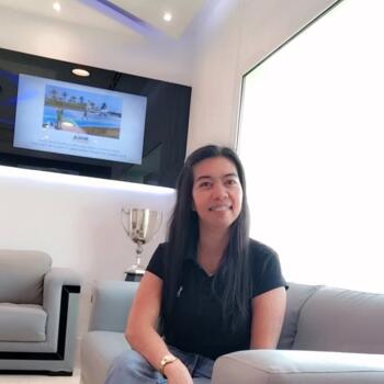 Babysitter in Dubai: Jean