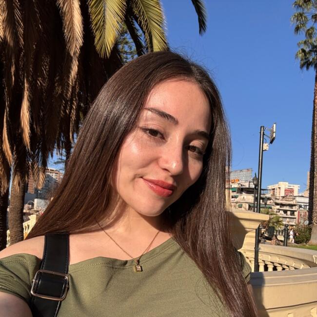 Babysitter in Santiago: Paola Flores