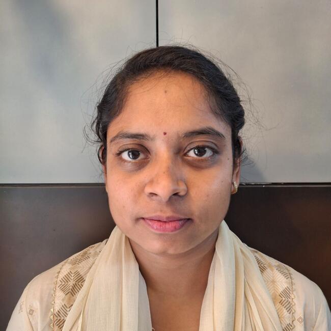 बंगलौर में बेबीसिटिंग की नौकरी: Vyshnavi