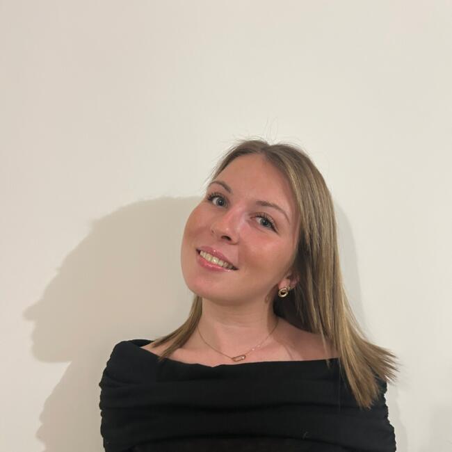 Babysitter in Boulogne-sur-Mer: Alizée