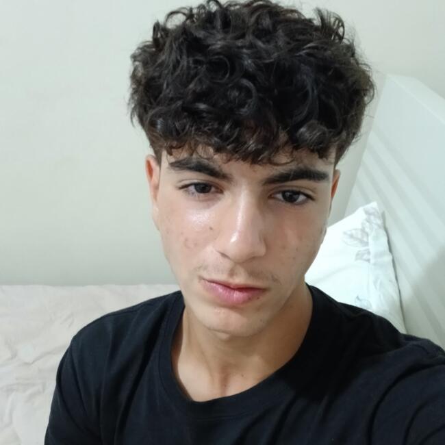 בייביסיטר ב- טבריה: נועם חדד