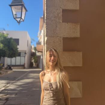 Babysitter in Galway: Anastasia