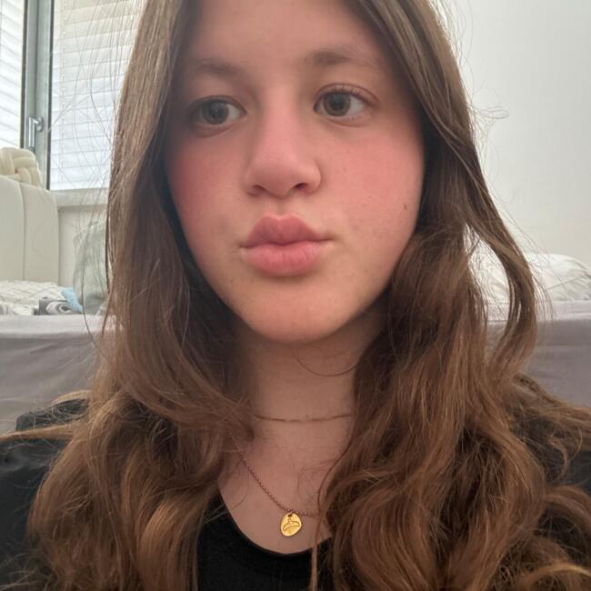 Babysitter in Even Yehuda: אלה