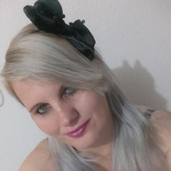 Babysitter in Xanxerê: Ana freitag