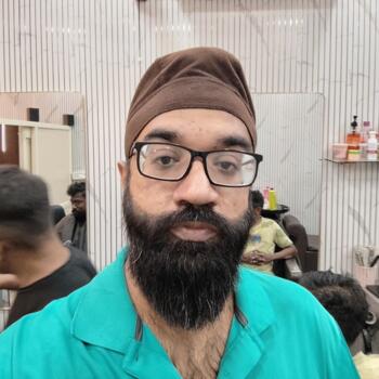 Babysitting job in Kundli: Amrit