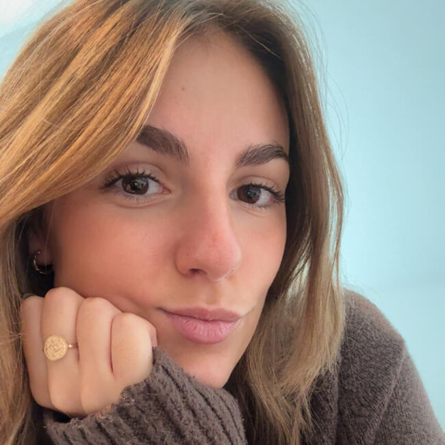 Babysitter in Cuiserey: Charlotte