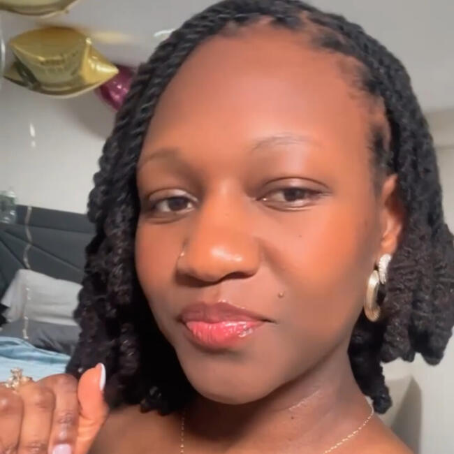 Nanny in Borough of Queens: Sarah