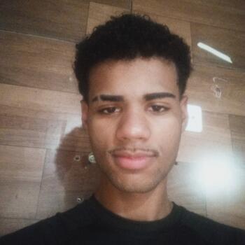 Babysitter in Praia Grande: Nathanael