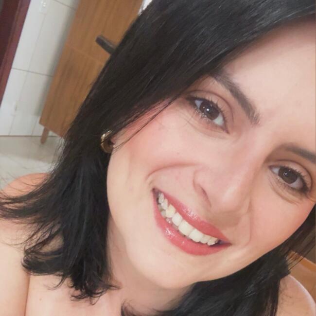 Babysitter in Cork: Larissa