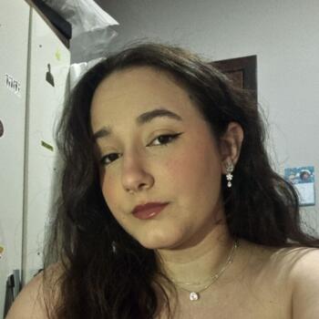 Babysitter Blumenau: Manuella