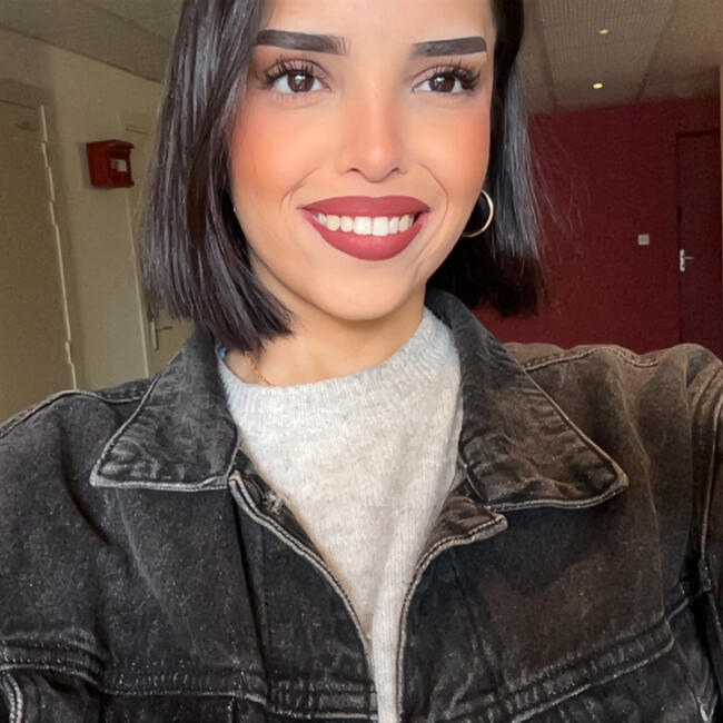 Nounou à Porto-Vecchio: Samia