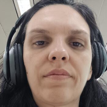 Emprego de babá em Macaé: emprego de babá Ana