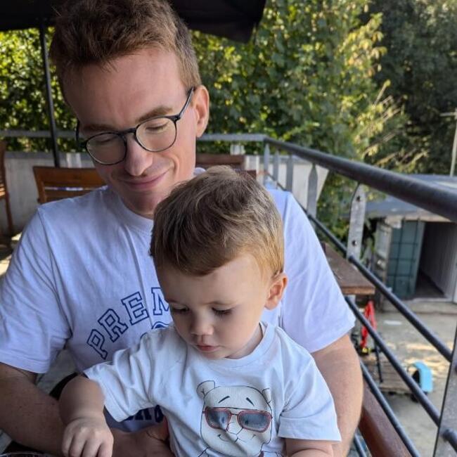 Job de garde d'enfants à Mons: Adrien
