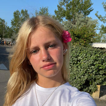 Babysitter in Bédoin: Kayna