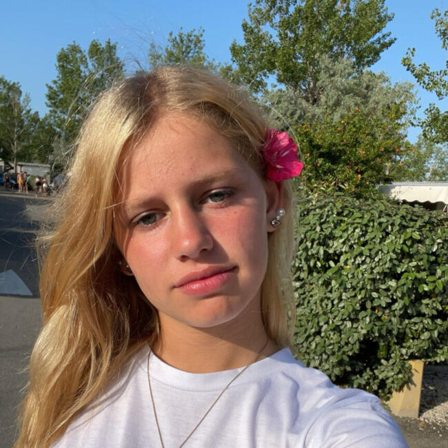 Babysitter in Bédoin: Kayna