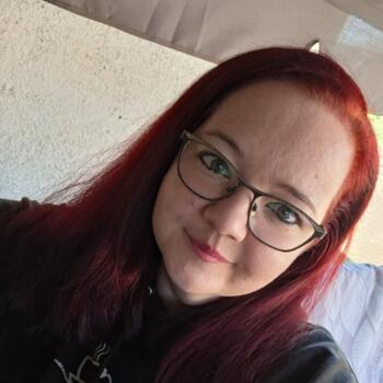 Bébiszitter Százhalombatta területén: Andi