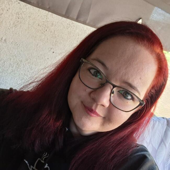 Babysitter in Százhalombatta: Andi