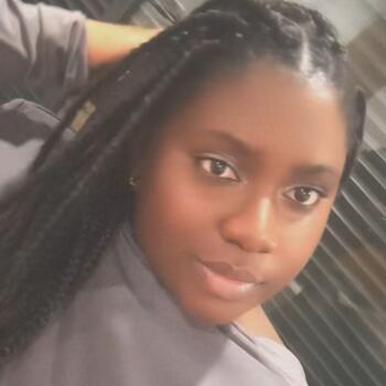 Babysitter em Odivelas: Yasmine