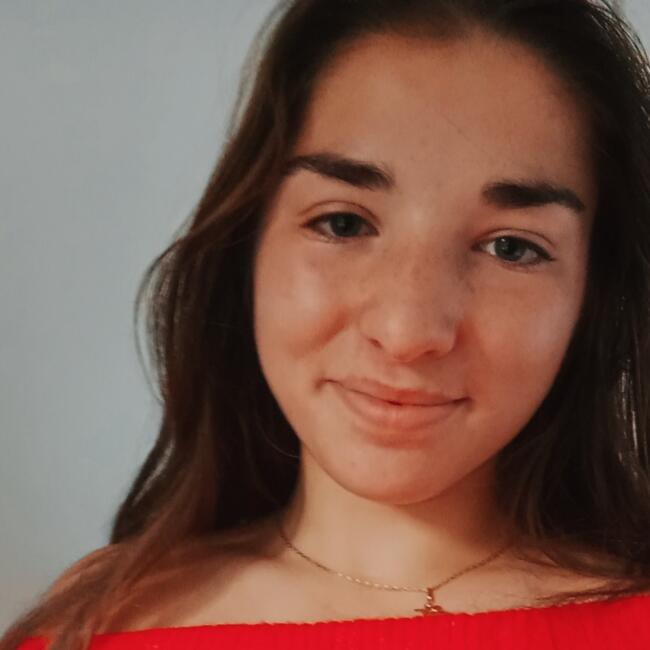 Babysitter in Ellezelles: Adélie