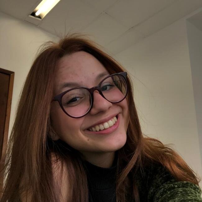 Babá em Curitiba: Joana