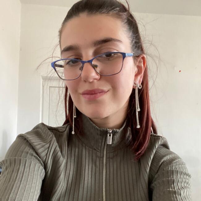 Babysitter in Reghin: Magda