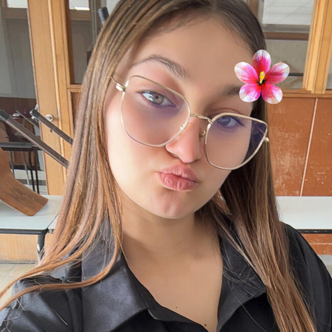 Babysitter in Seraing: Luna