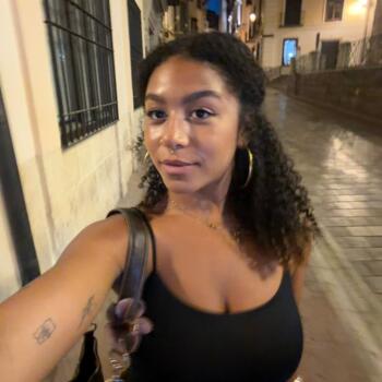 Canguro en Granada: Melanie Edusei Posadas 
